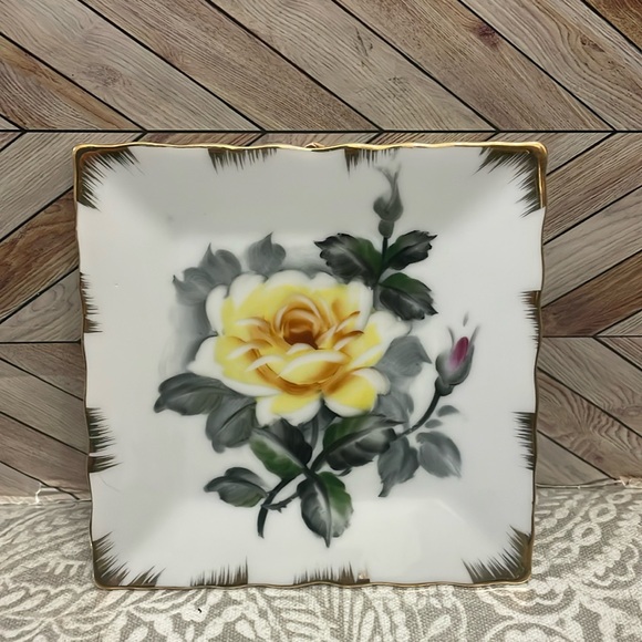 Vintage Lefton China hand painted trinket‎ dish wall hanging yellow Rose design - Picture 1 of 4
